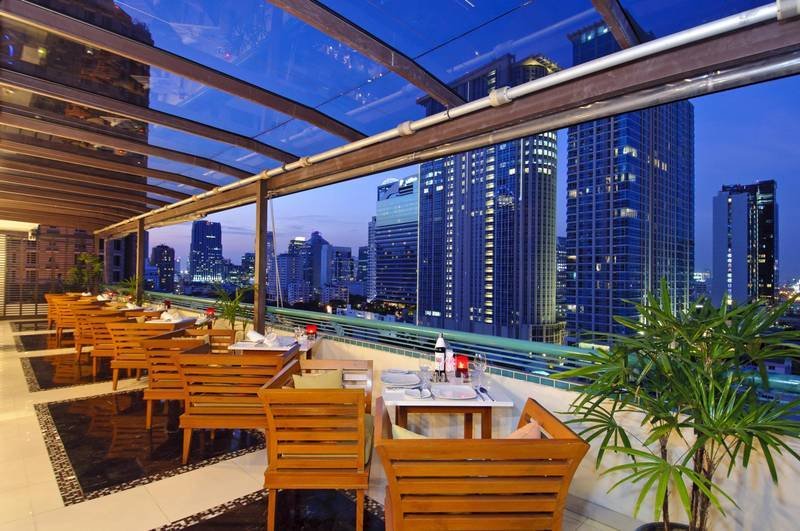 Radisson Hotel Chateau de Bangkok
