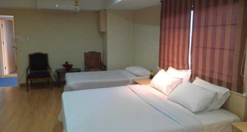 Chawamit Place