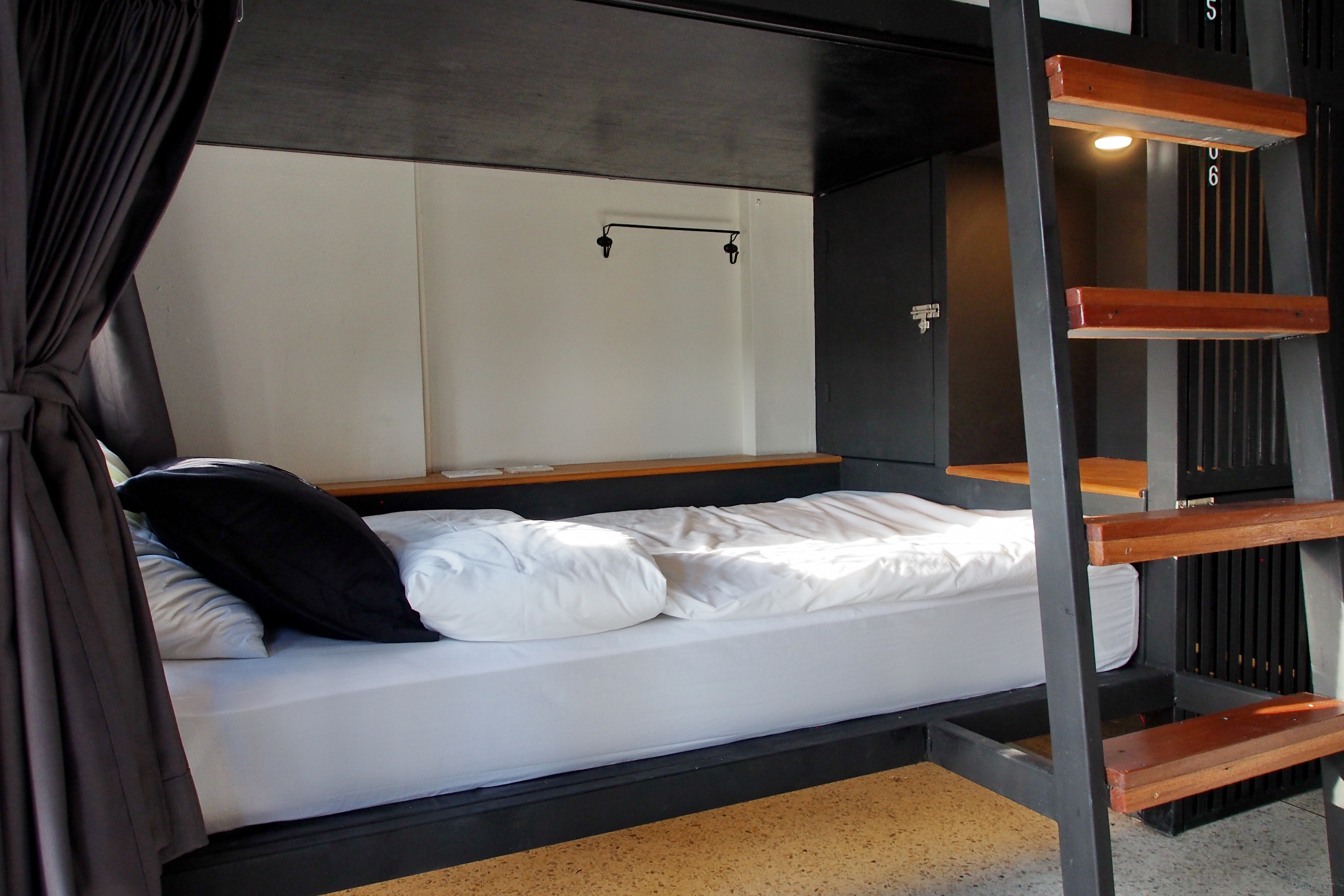 Chingcha Bangkok Hostel