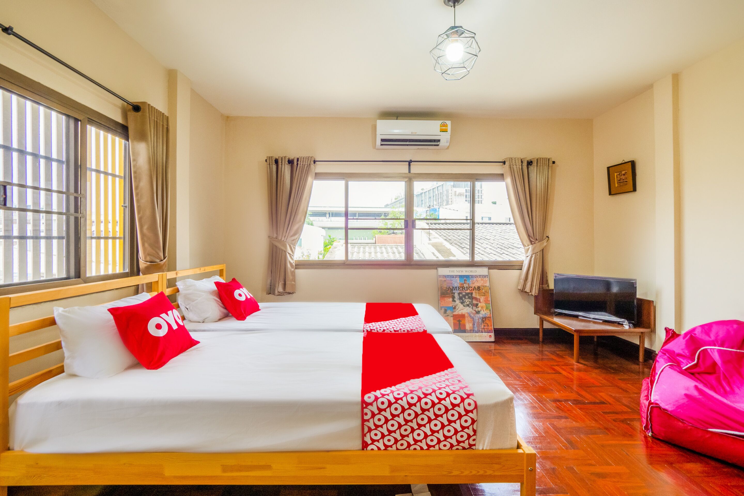 Chom's House at Sapanmai by Oyo Rooms