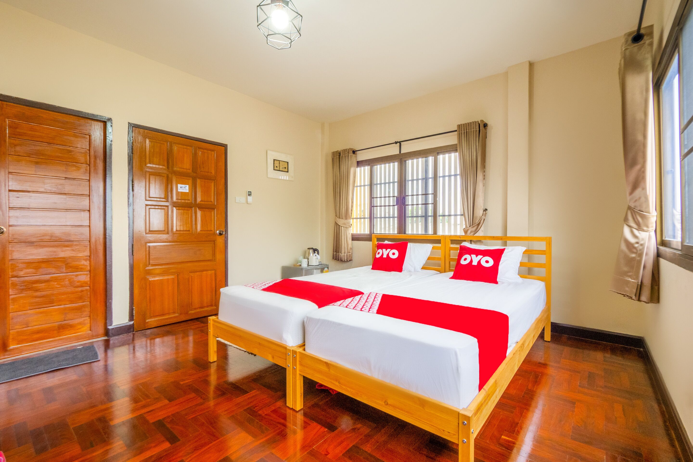 Chom's House at Sapanmai by Oyo Rooms