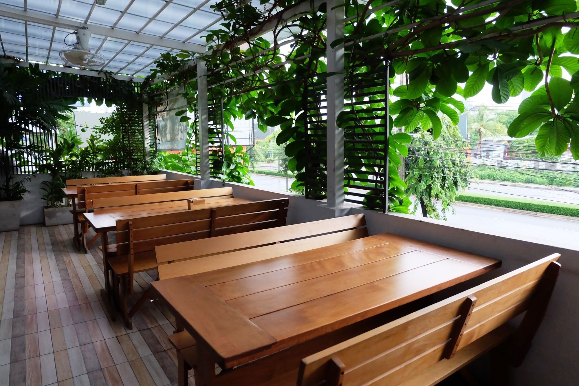 Cozy @ 9 Hotel & Kitchen