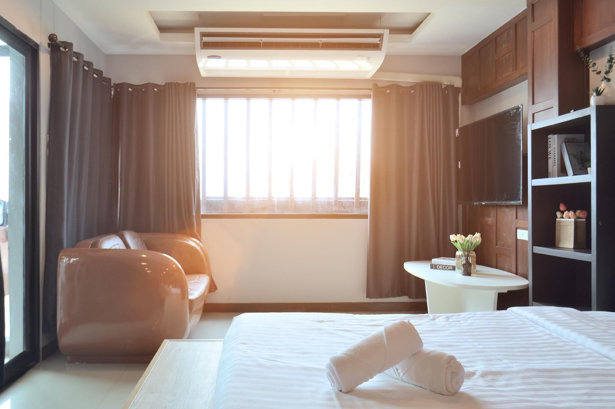 Deco Lux Hotel