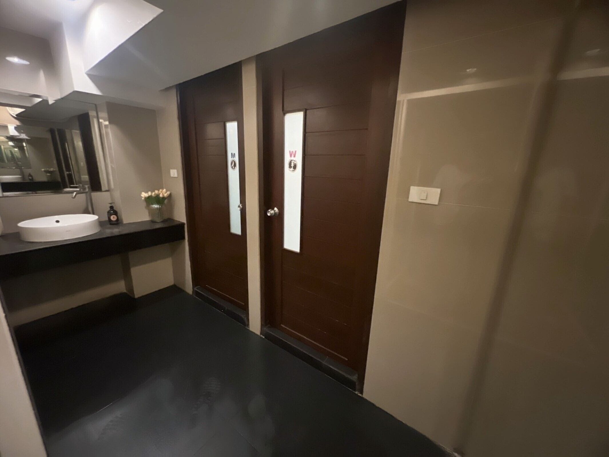 Deco Lux Hotel