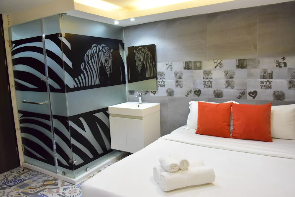 Double Five Hostel