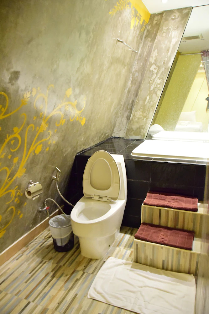 Double Five Hostel