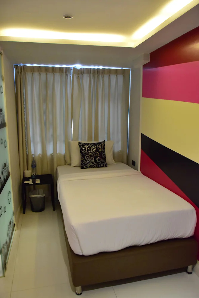 Double Five Hostel