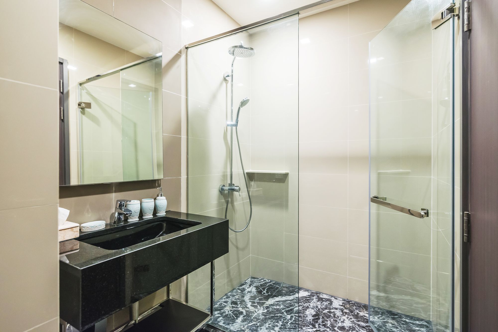 Edge sukhumvit 23