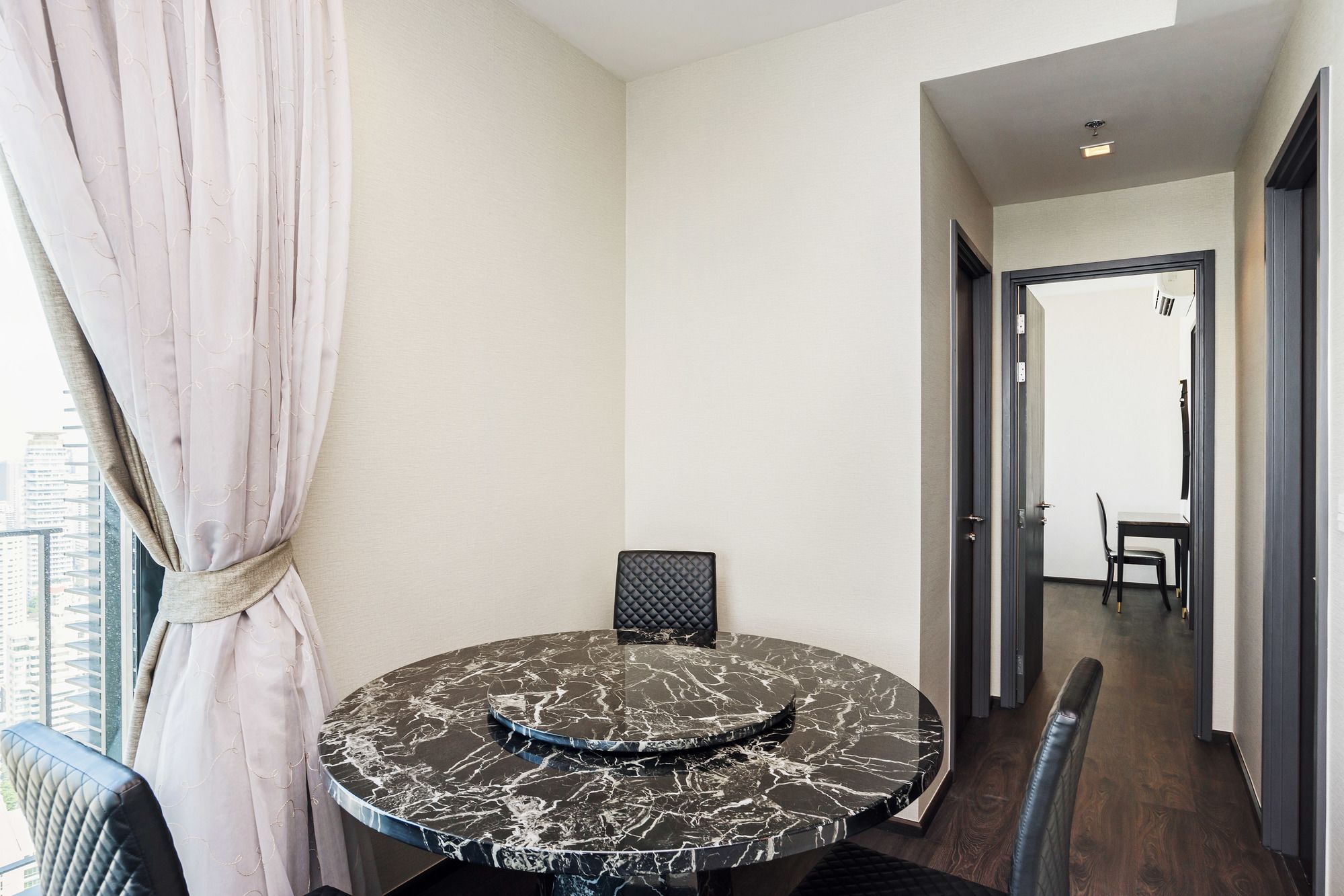 Edge sukhumvit 23
