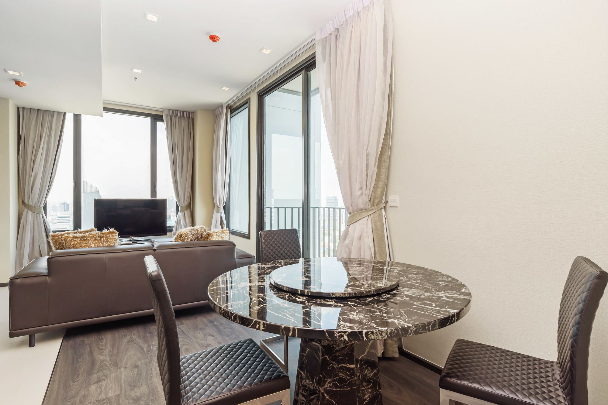 Edge sukhumvit 23