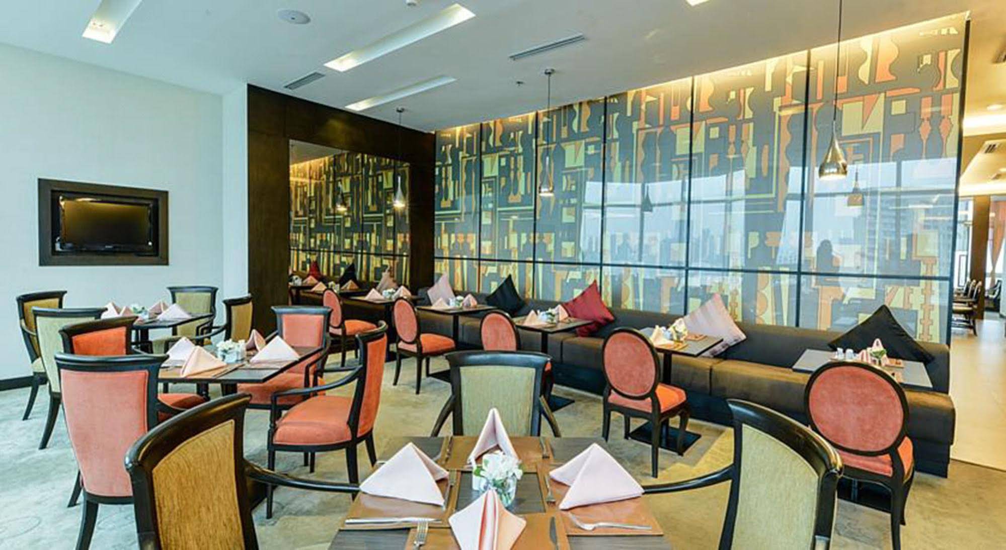 Executive Club at Windsor