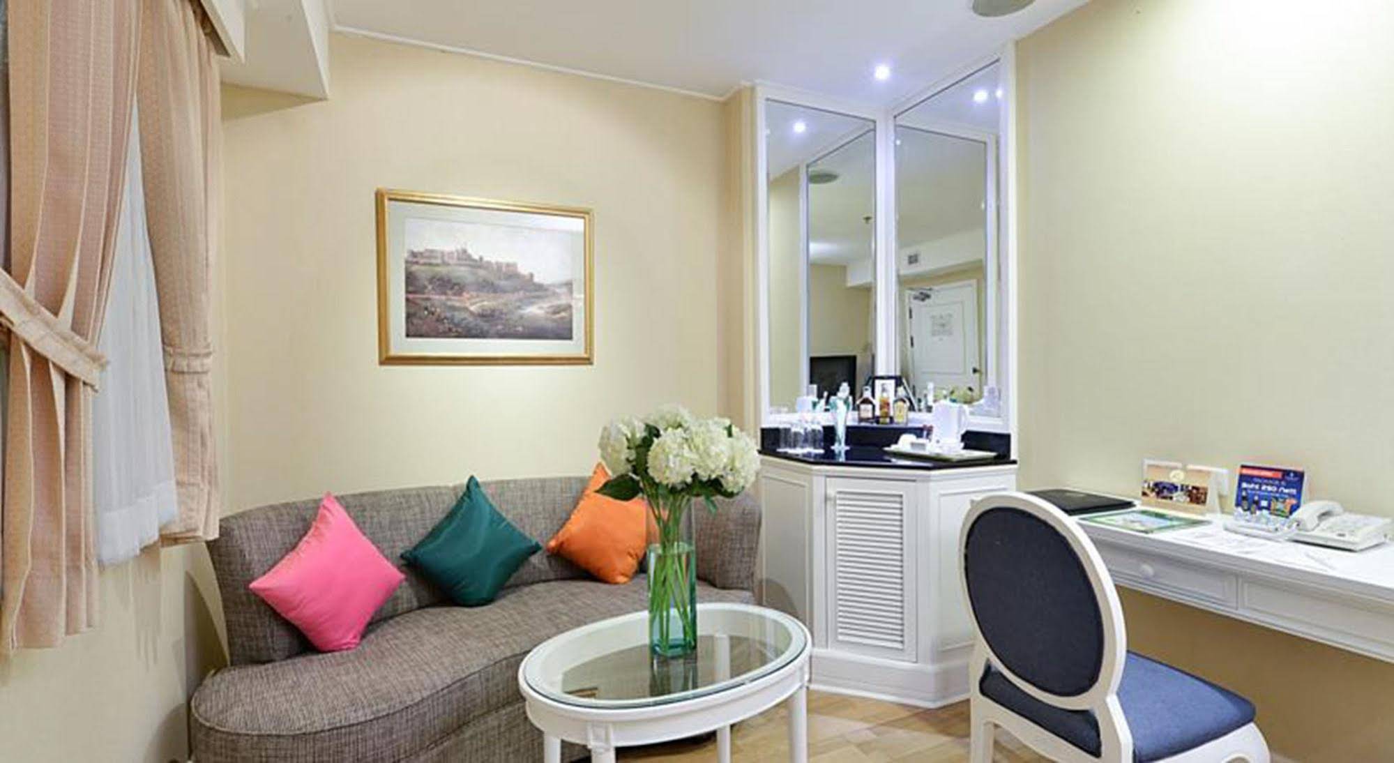 Executive Club at Windsor