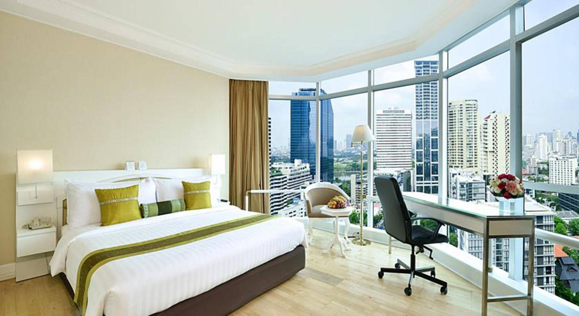 Executive Club at Windsor