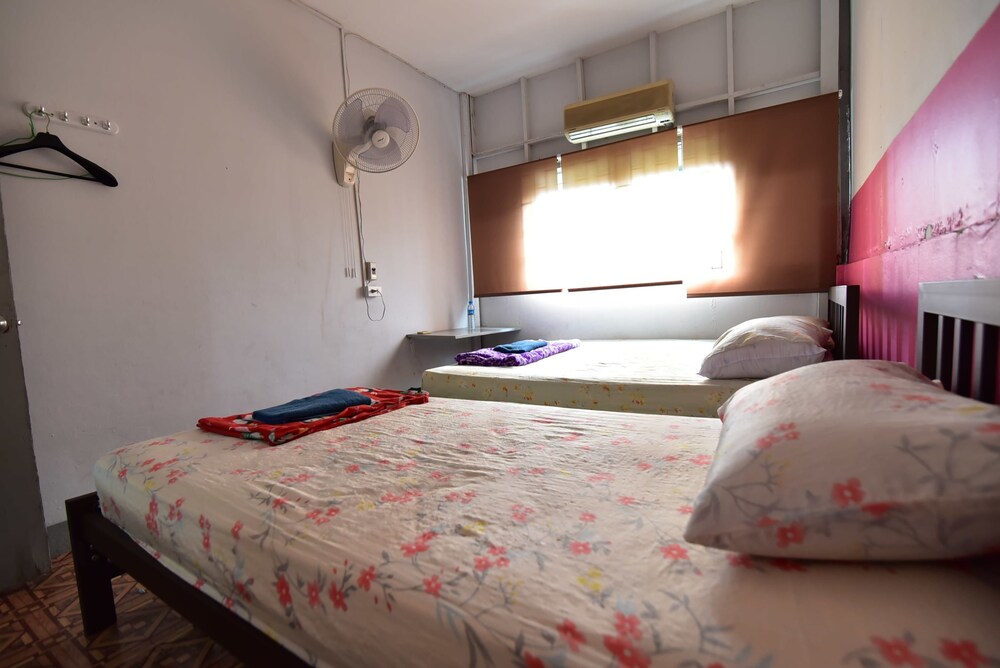 Friend House