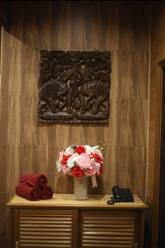 Golden Pagoda Hostel&Cafe