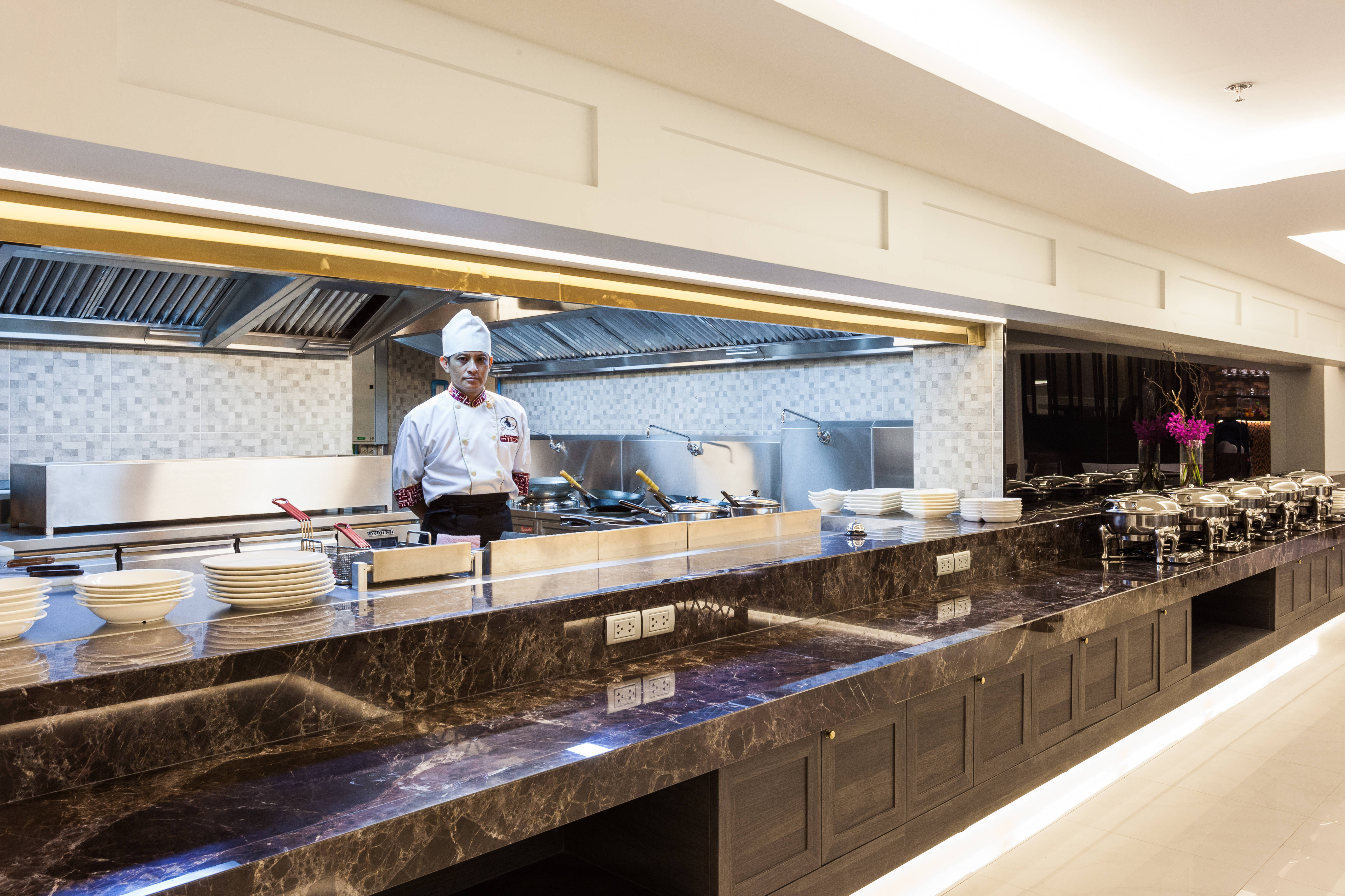 Grand 5 Hotel & Plaza Sukhumvit Bangkok