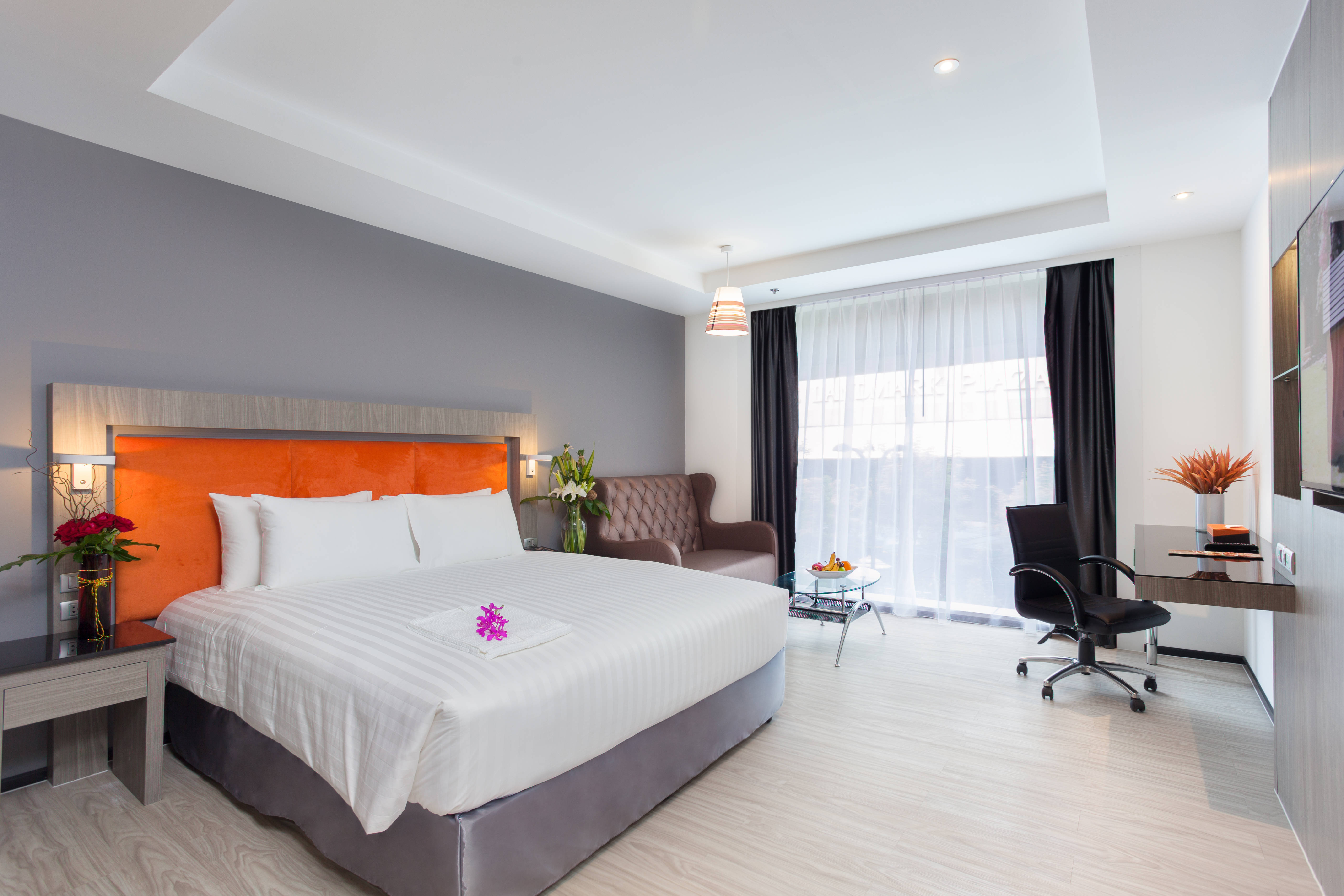 Grand 5 Hotel & Plaza Sukhumvit Bangkok