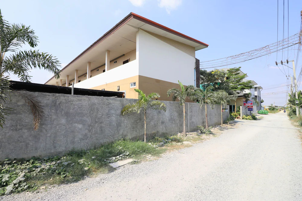 Happy Home by OYO Rooms