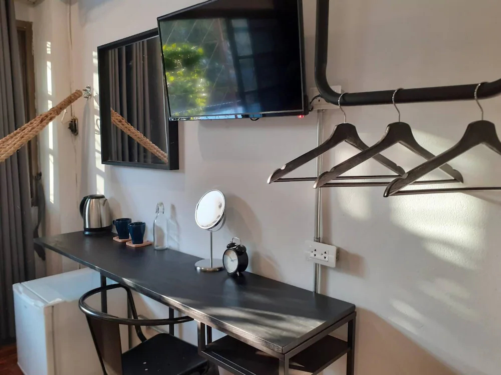 Haus Sathorn 11 Bed And Breakfast