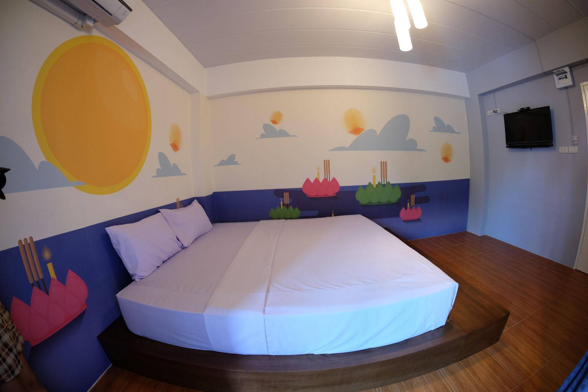 Hide Bangkok Hostel