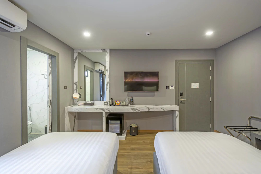 Hyde Park Hotel Bangkok