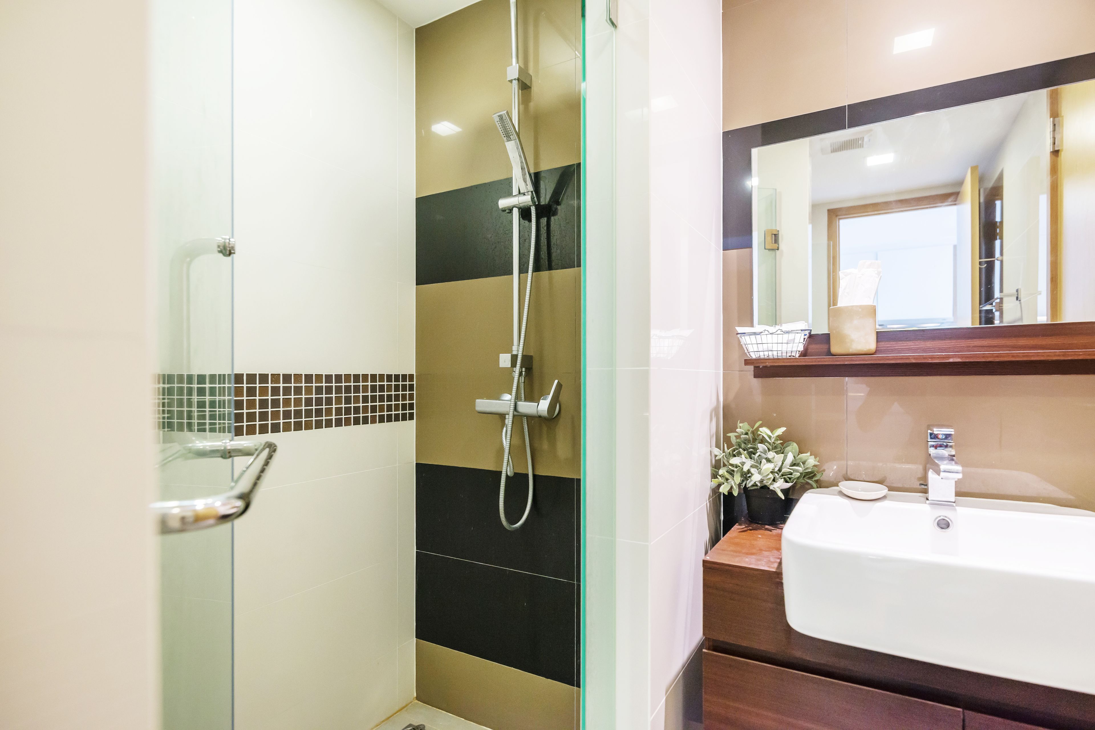 Interlux Premiers Sukhumvit 13 by Favstay