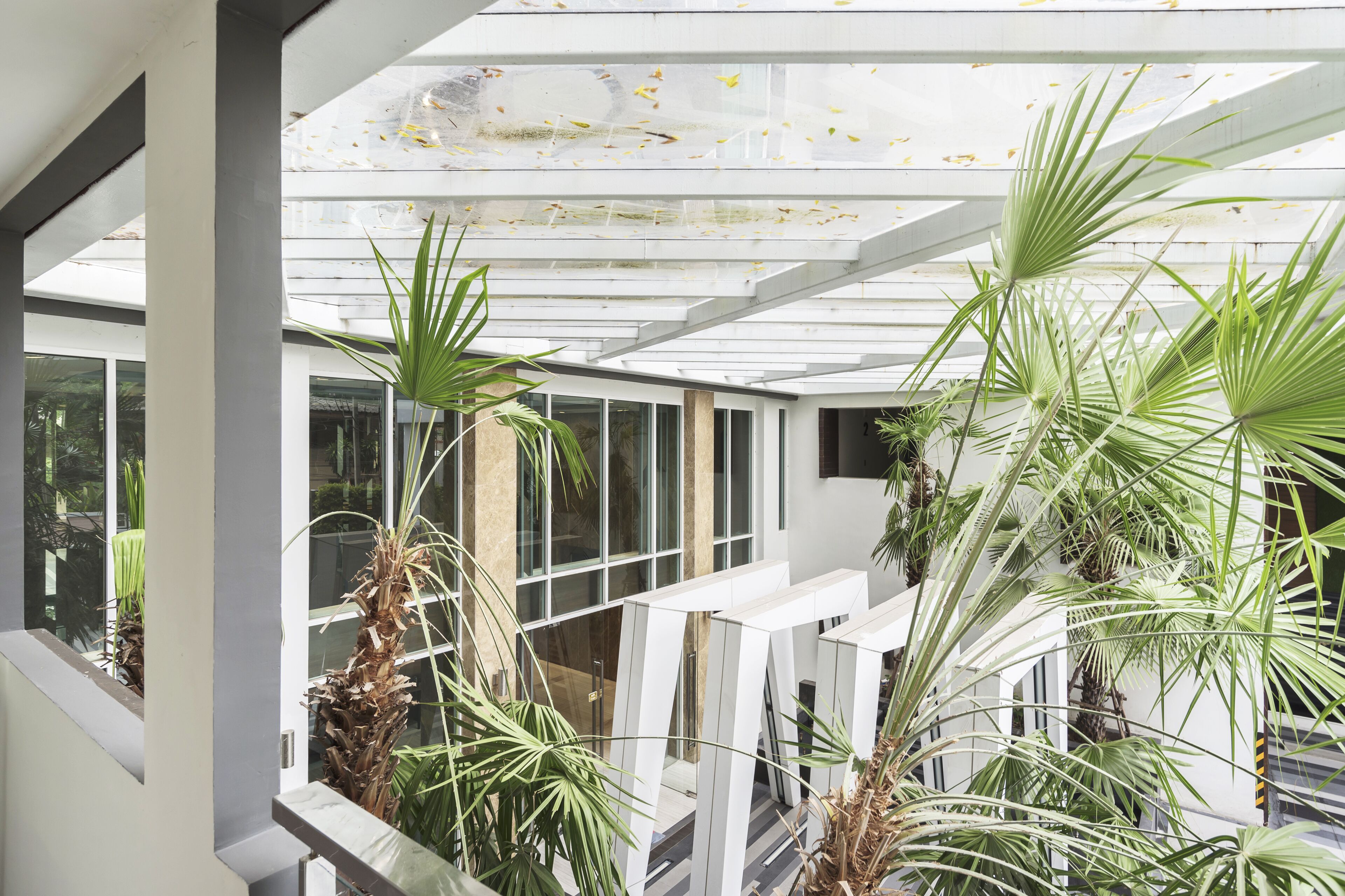 Interlux Premiers Sukhumvit 13 by Favstay