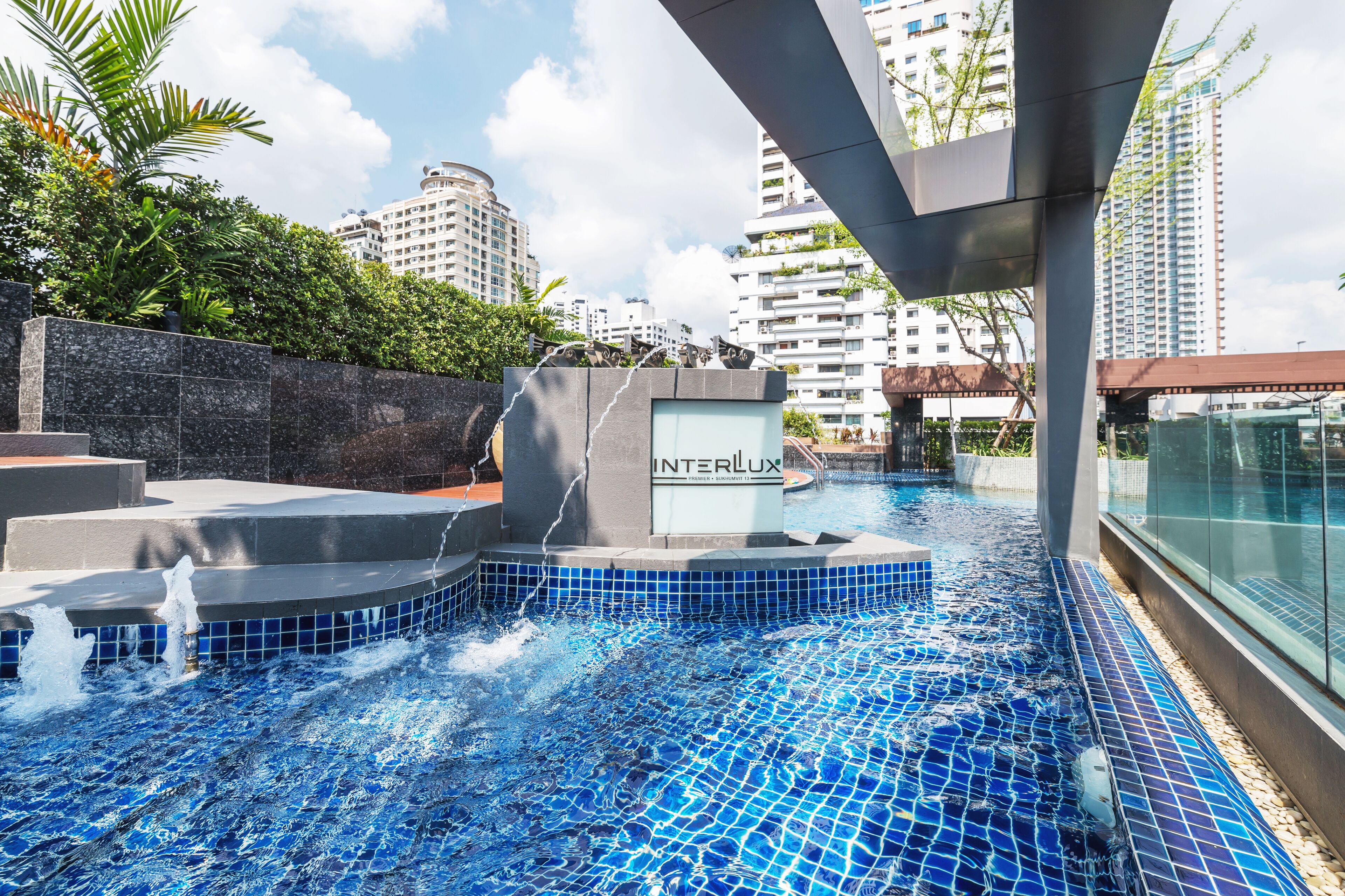 Interlux Premiers Sukhumvit 13 by Favstay