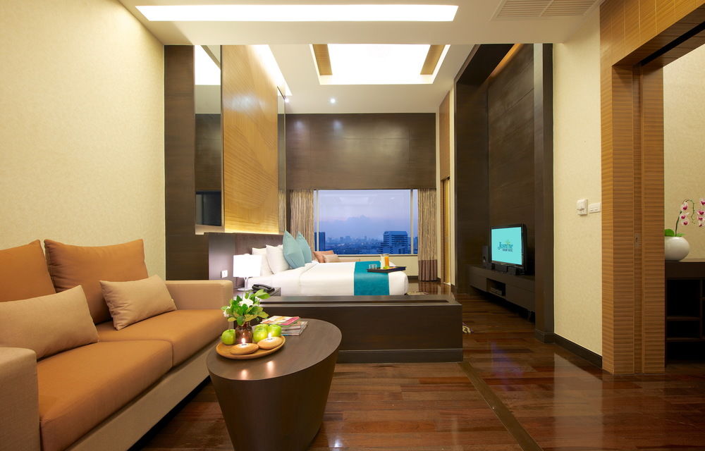 Jasmine Resort Hotel