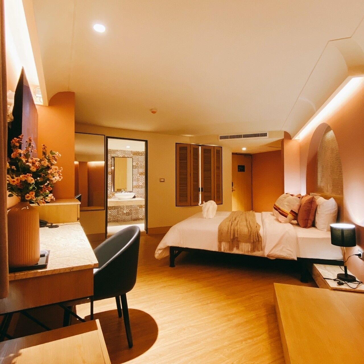 Kastel Bangkok Hotel By Loft BKK