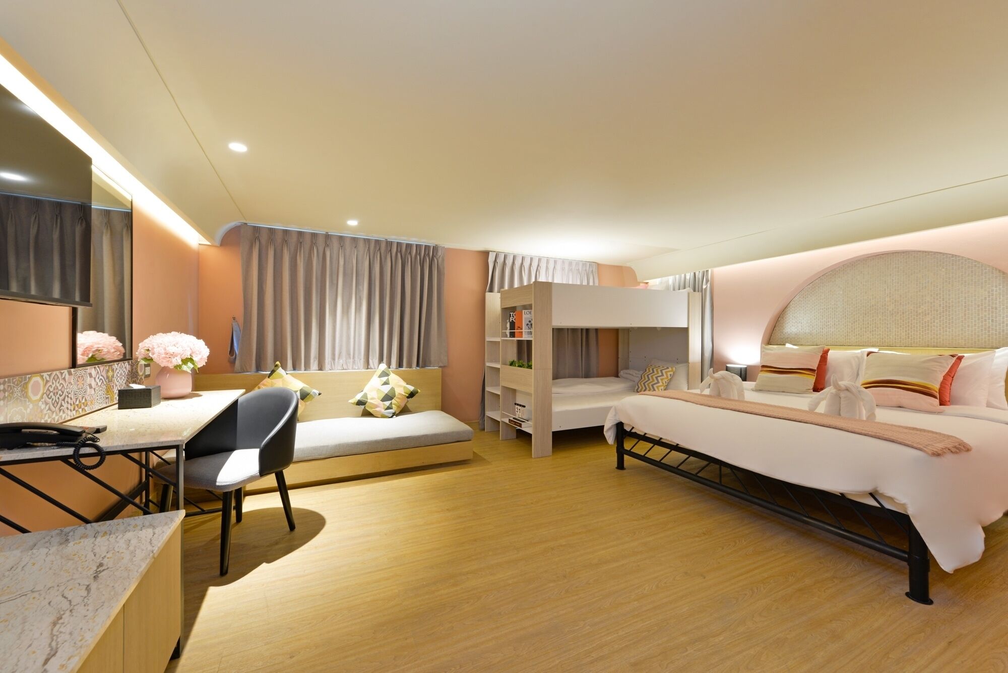 Kastel Bangkok Hotel By Loft BKK