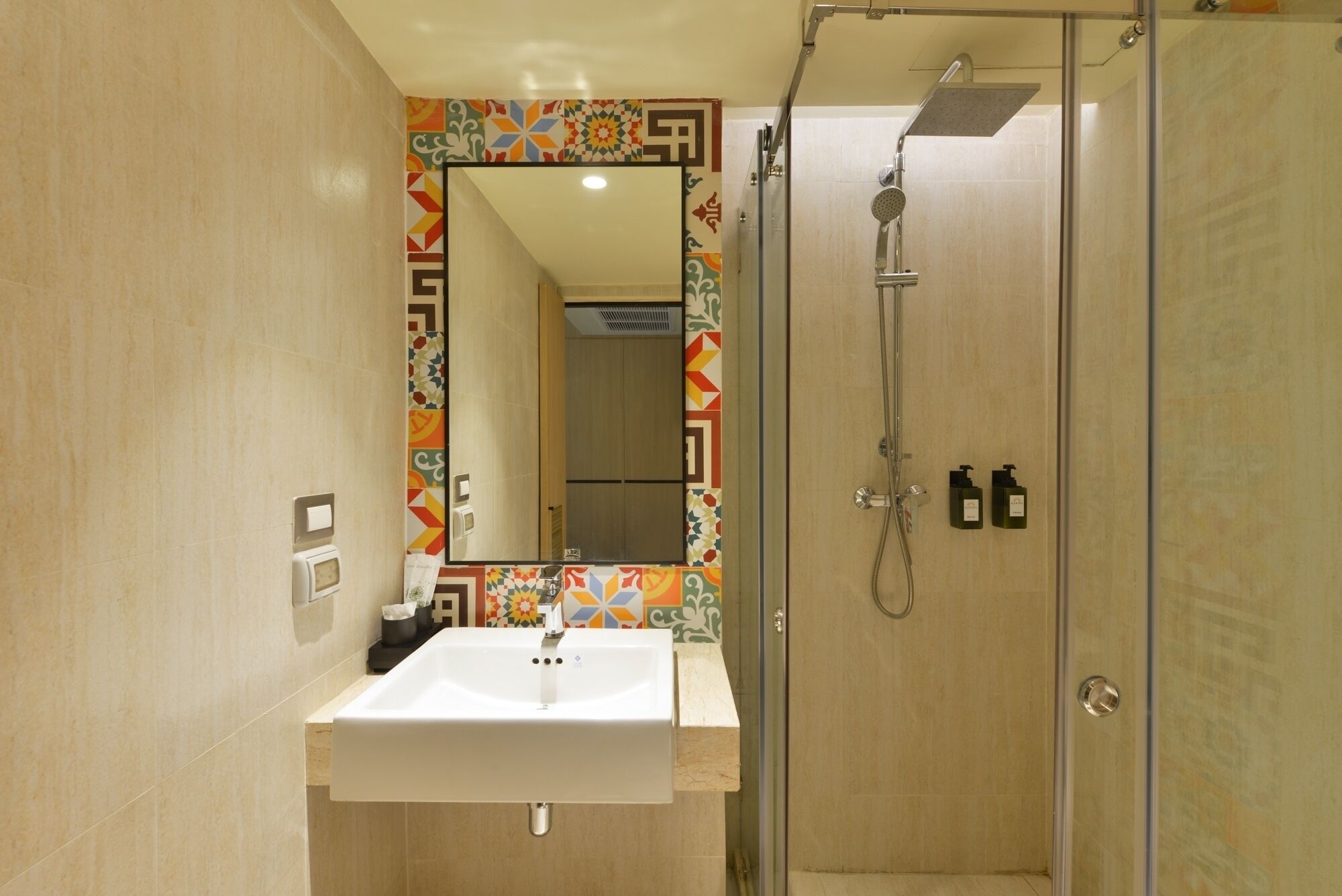Kastel Bangkok Hotel By Loft BKK
