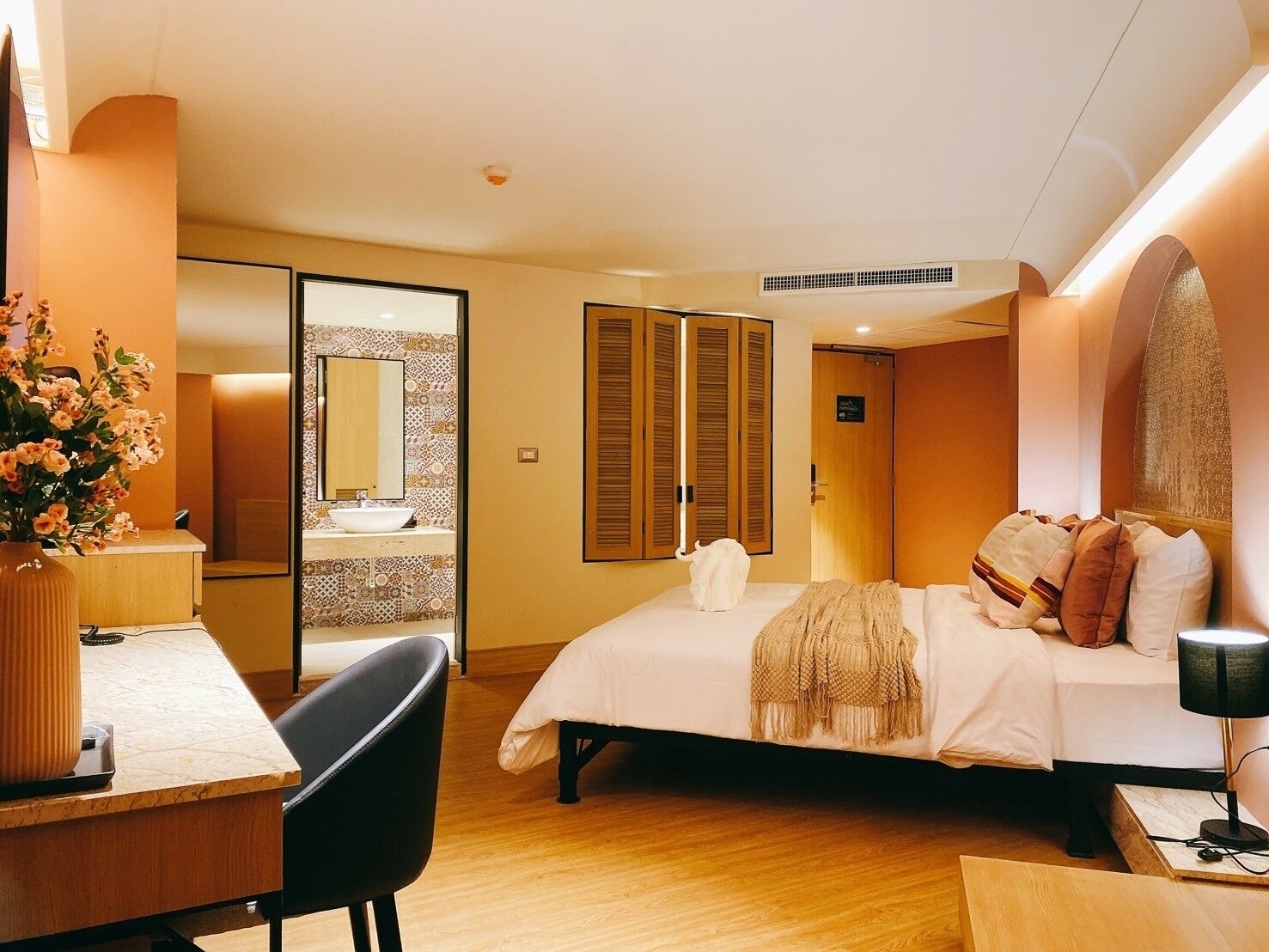 Kastel Bangkok Hotel By Loft BKK