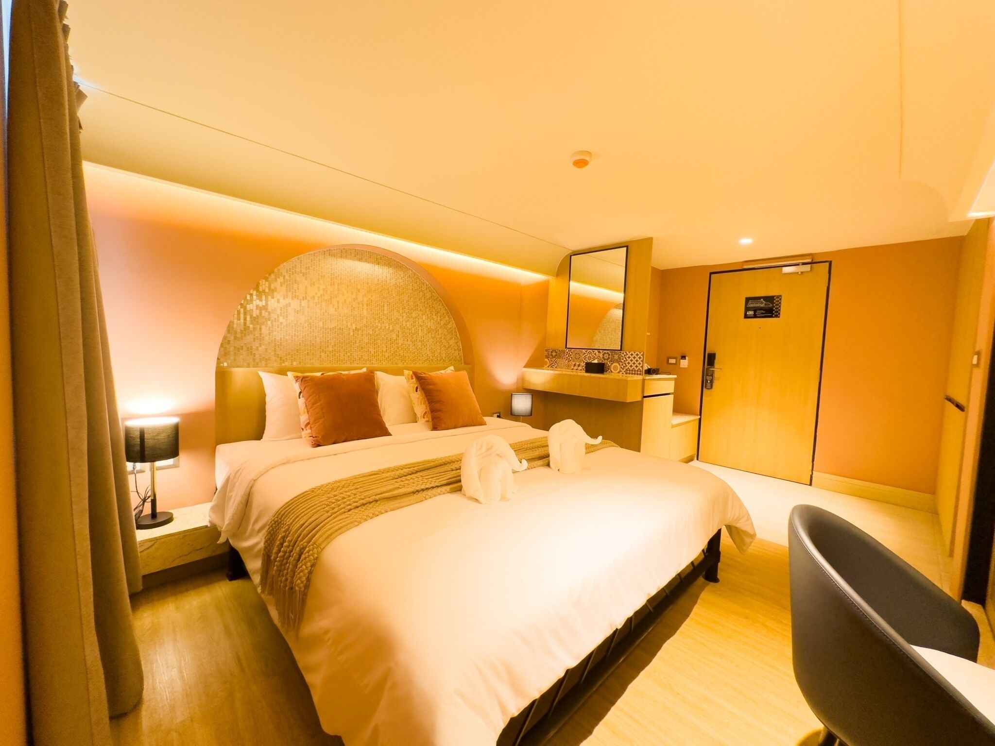 Kastel Bangkok Hotel By Loft BKK
