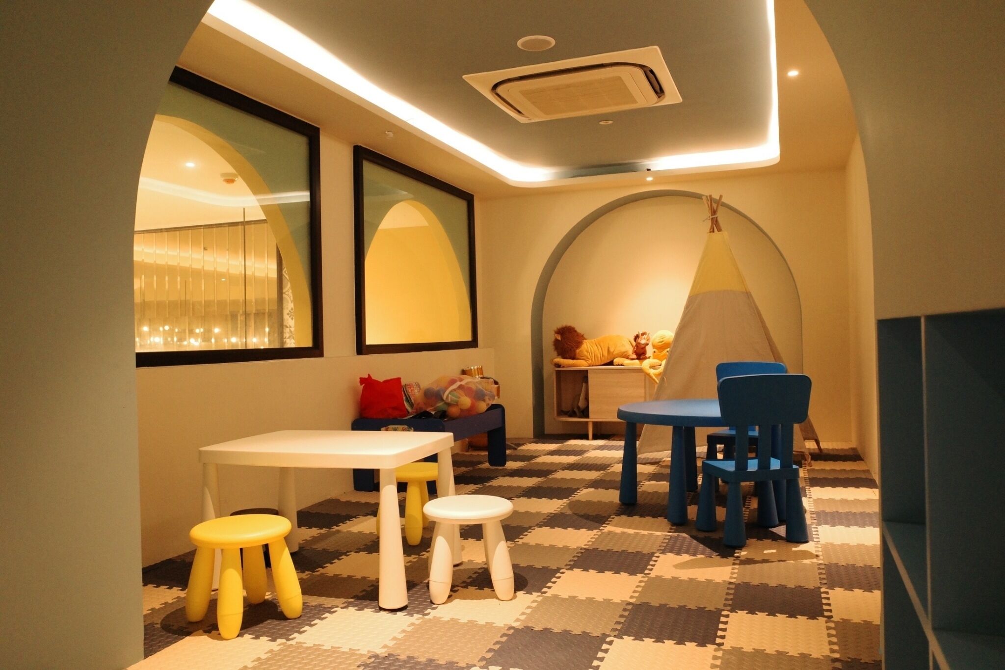 Kastel Bangkok Hotel By Loft BKK