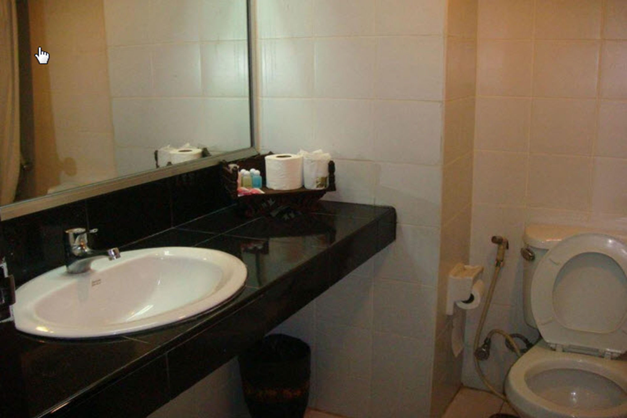 King Royal Garden Inn