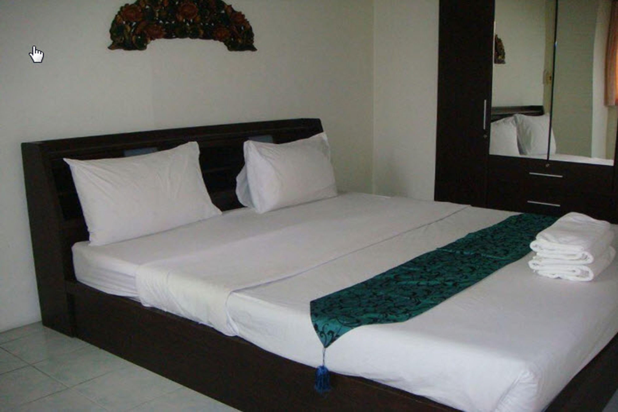 King Royal Garden Inn