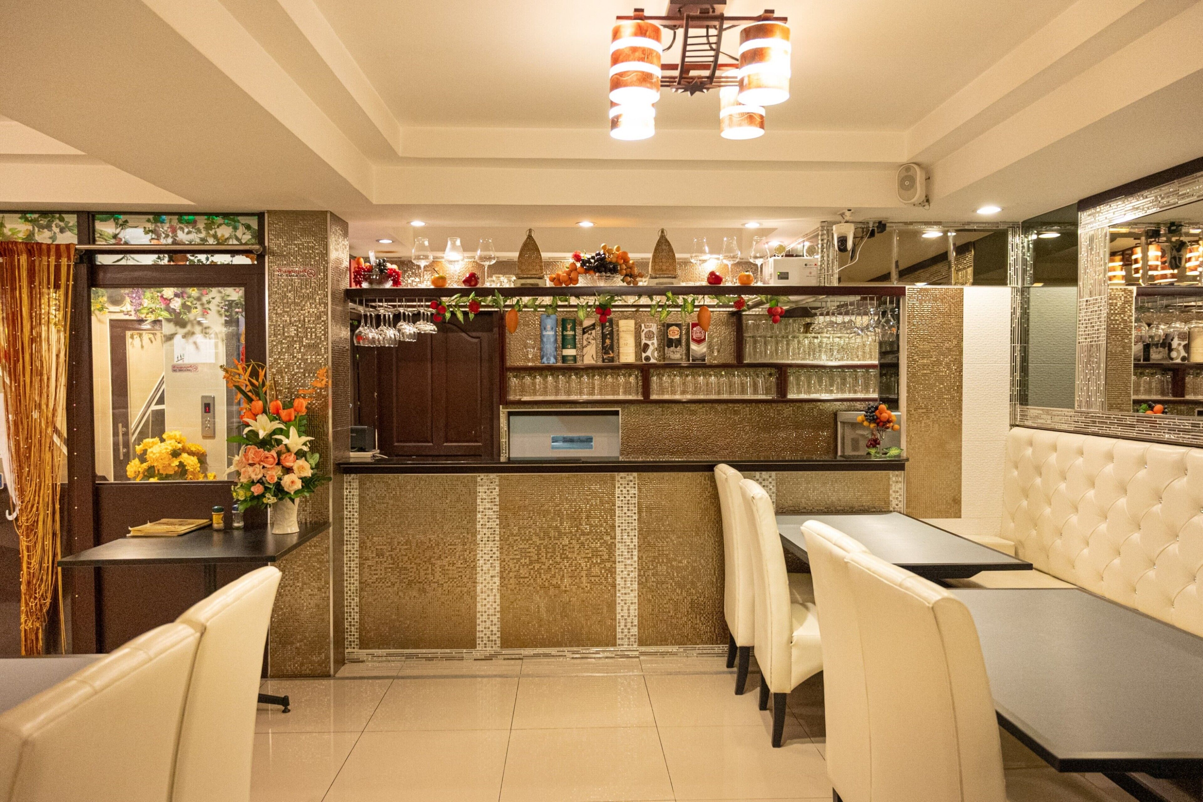 KK11 Boutique Inn