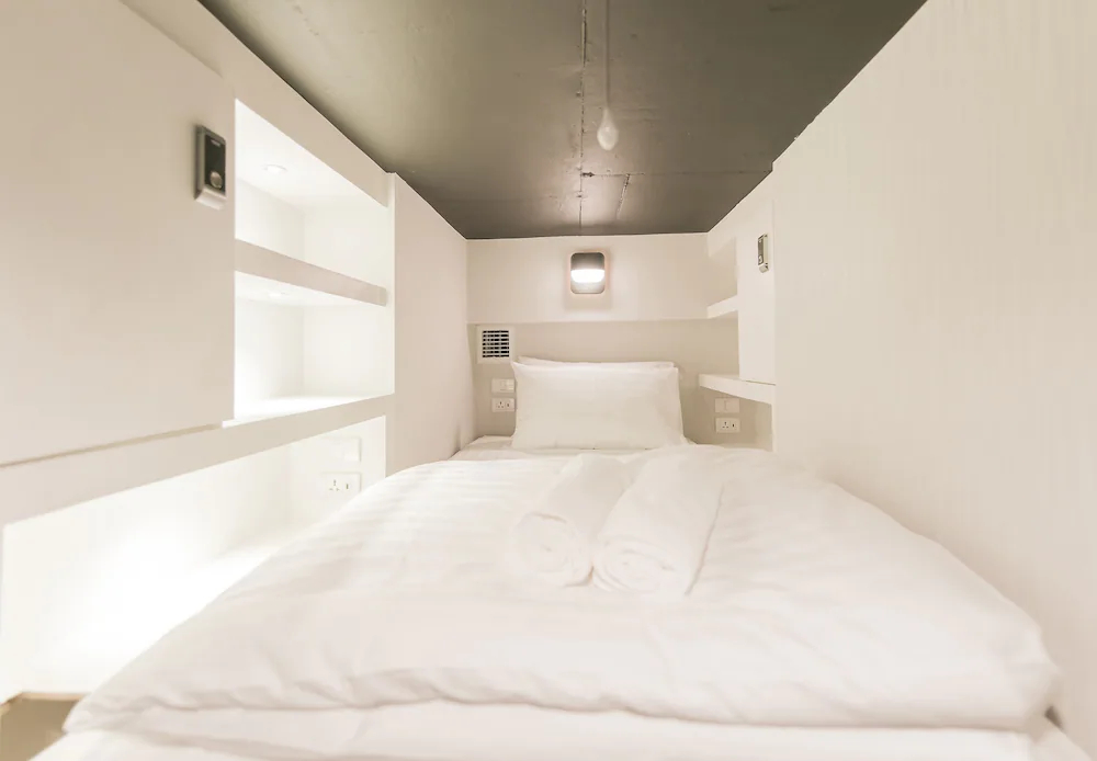 Laf Hotel Aree
