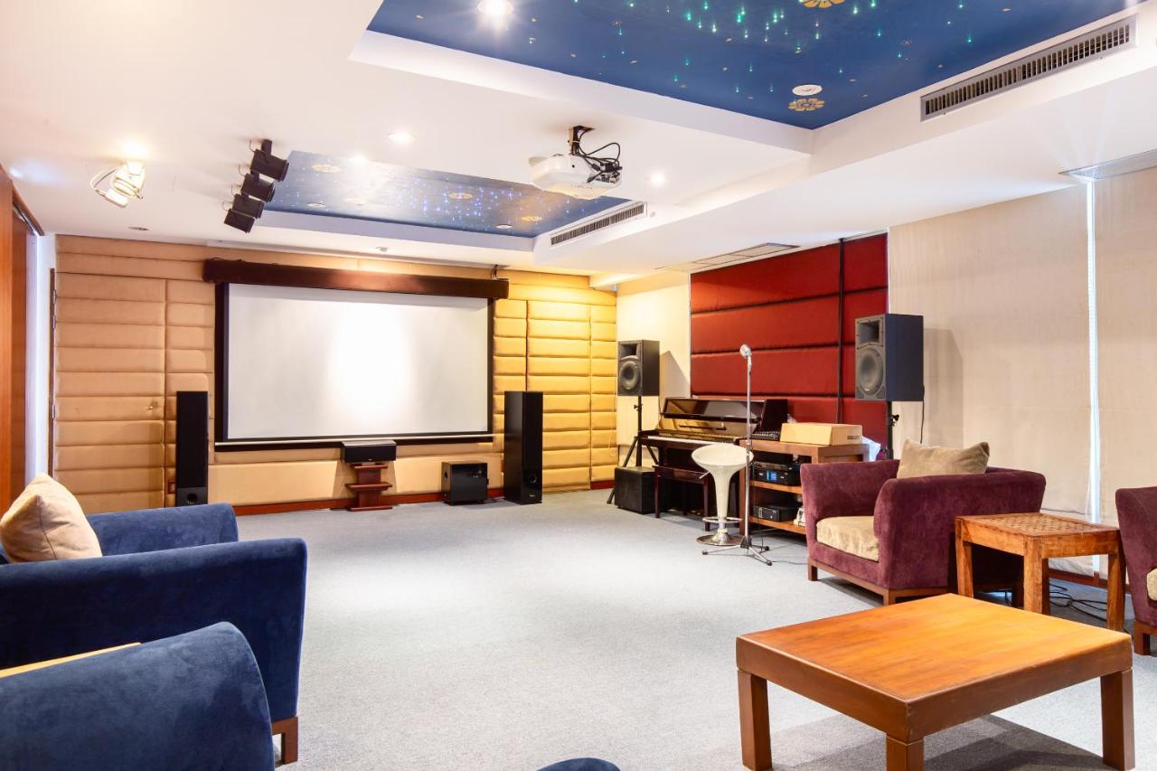 Lasalle Suites & Spa