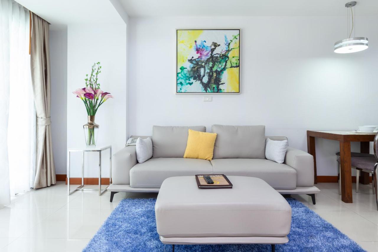 Lasalle Suites & Spa