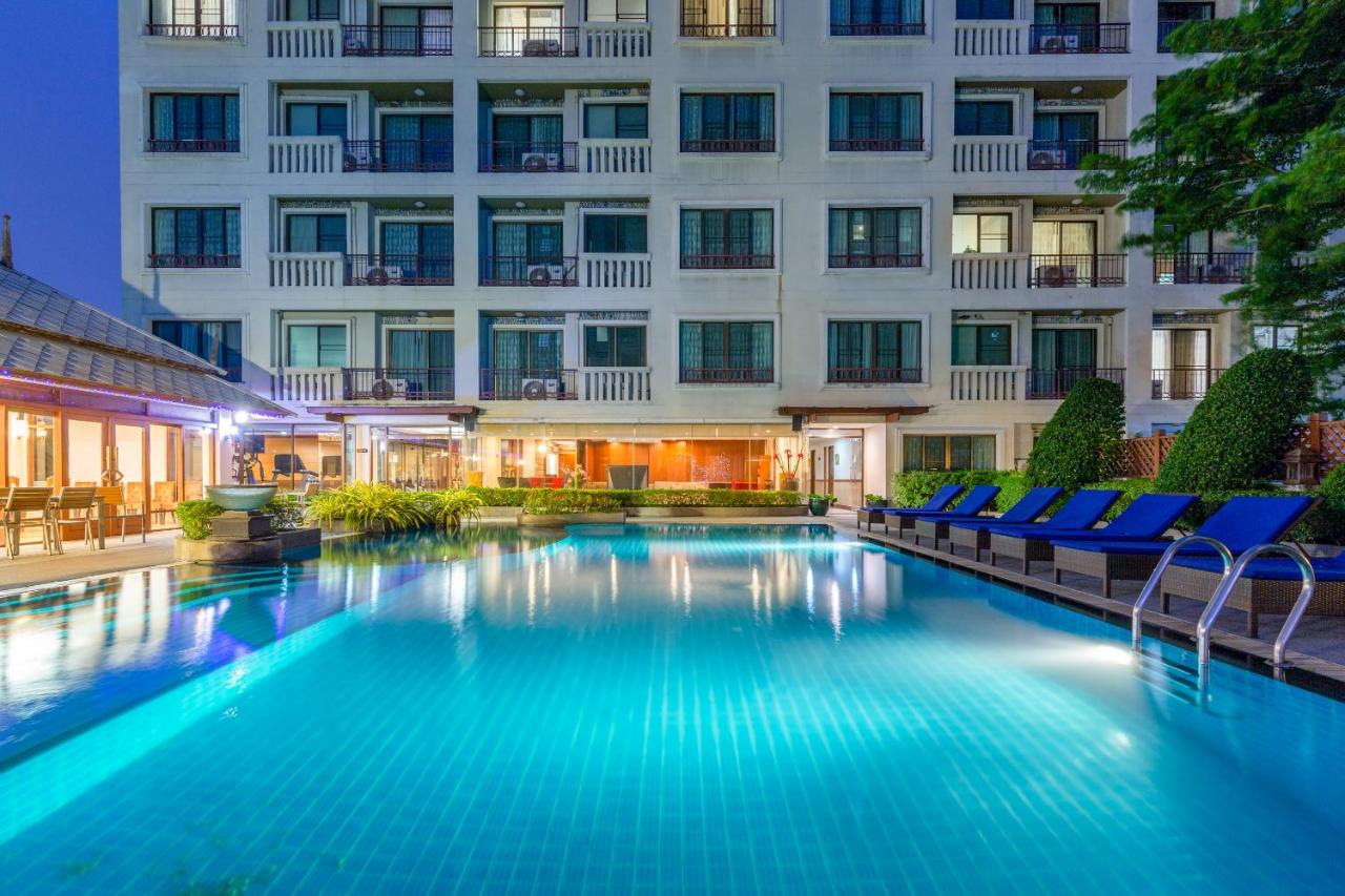 Lasalle Suites & Spa