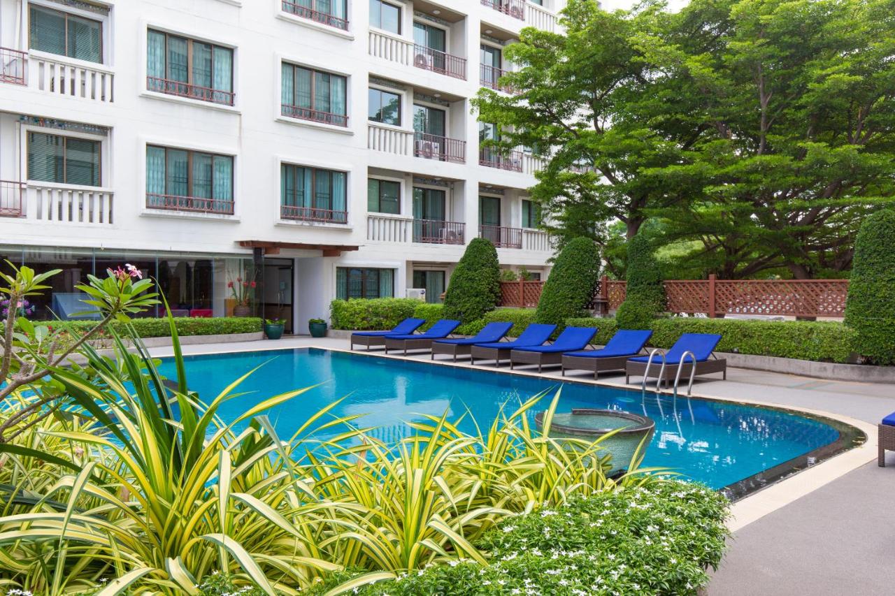 Lasalle Suites & Spa