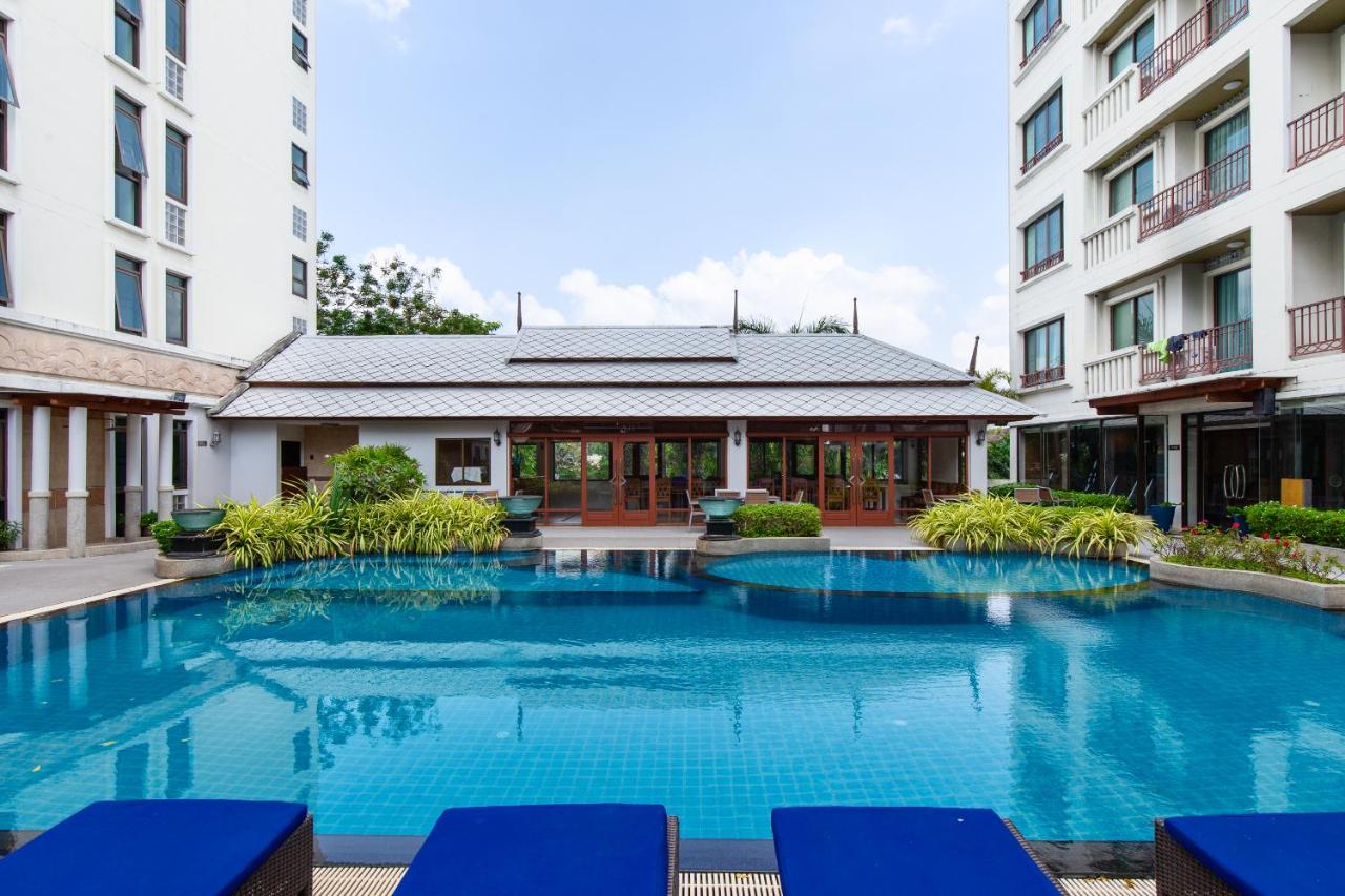 Lasalle Suites & Spa