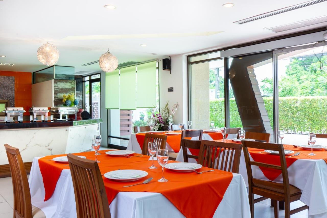 Lasalle Suites & Spa