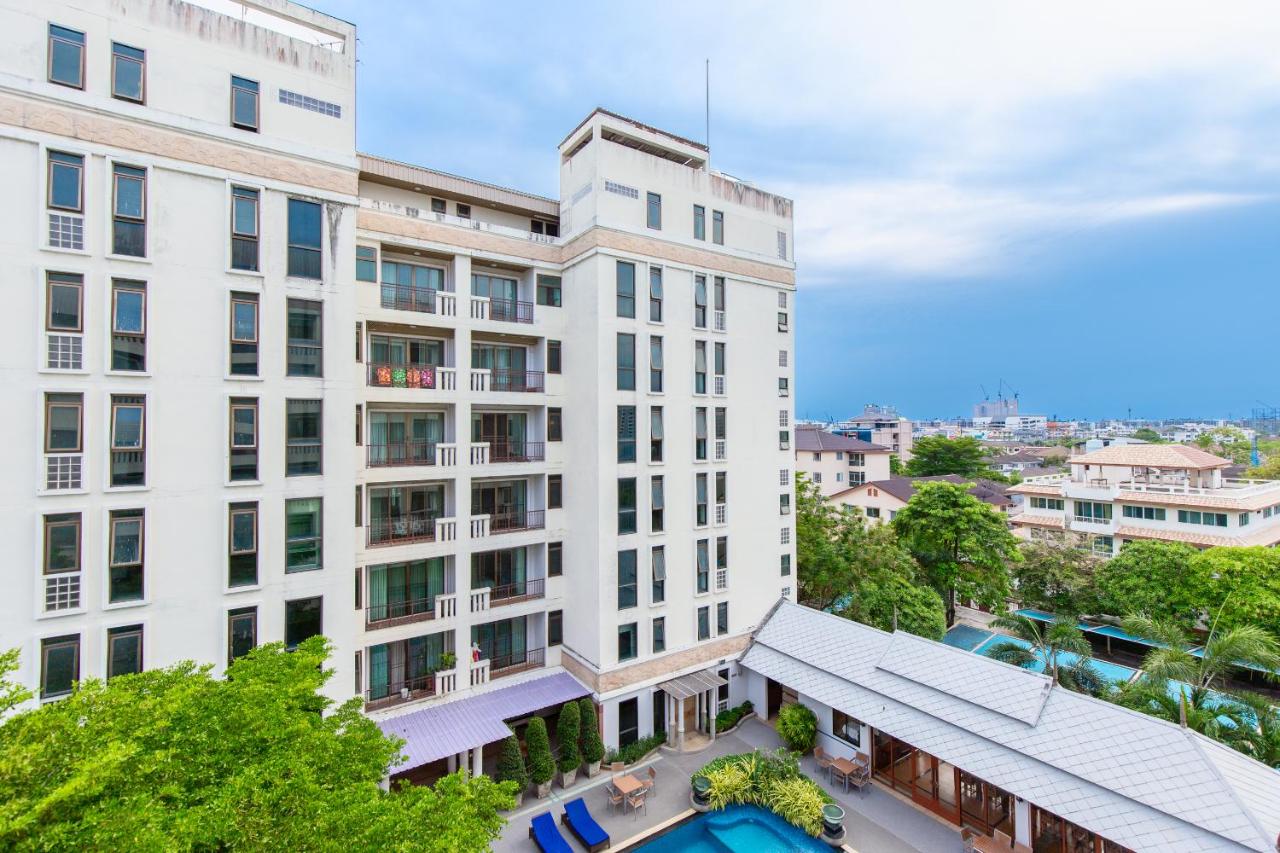 Lasalle Suites & Spa