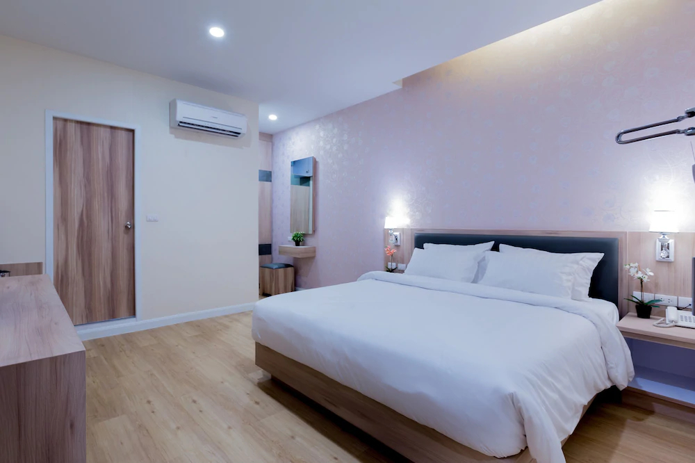 Leela Orchid Hotel