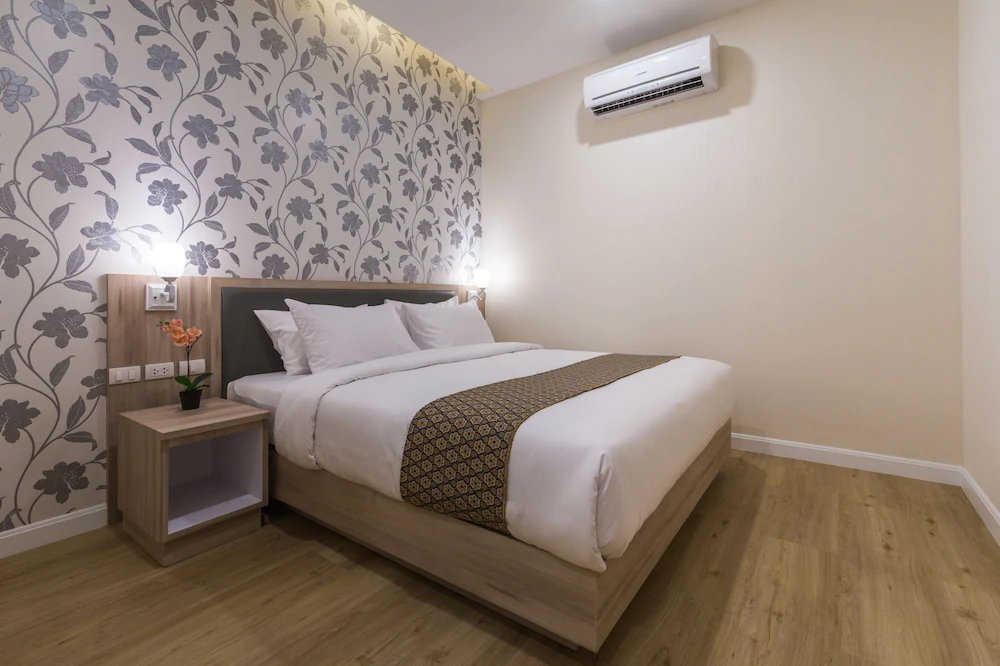 Leela Orchid Hotel