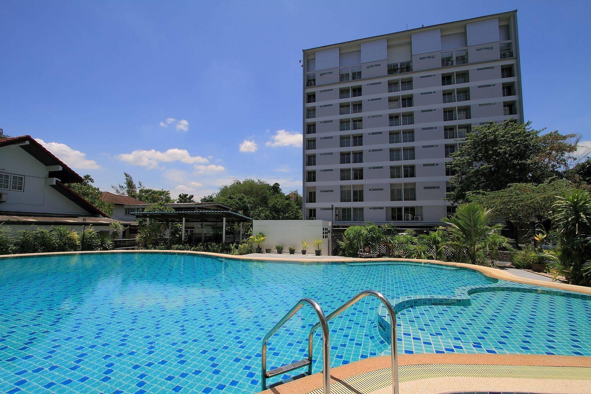 Lily Residence