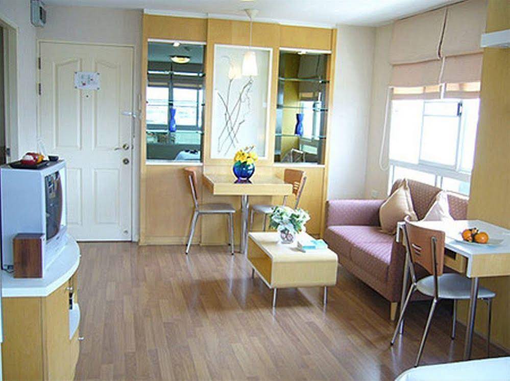 Lumpini Residence Sathorn
